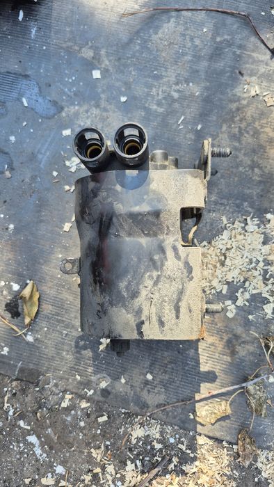 Корпус топлевного фільтра опель вектора с vectra c