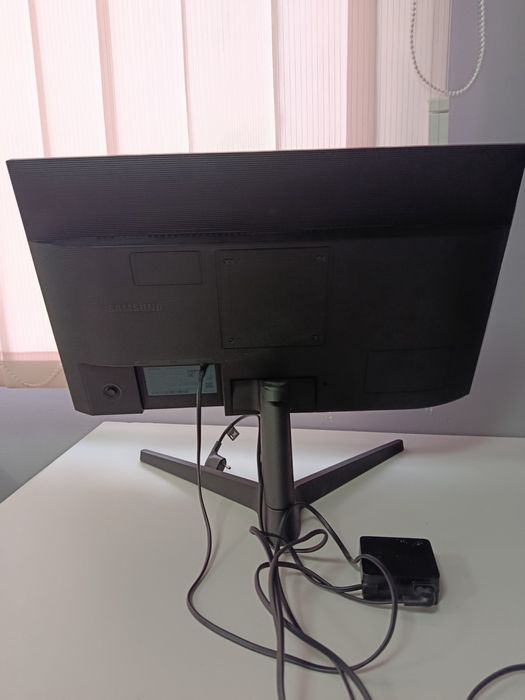 Продам.   монітор