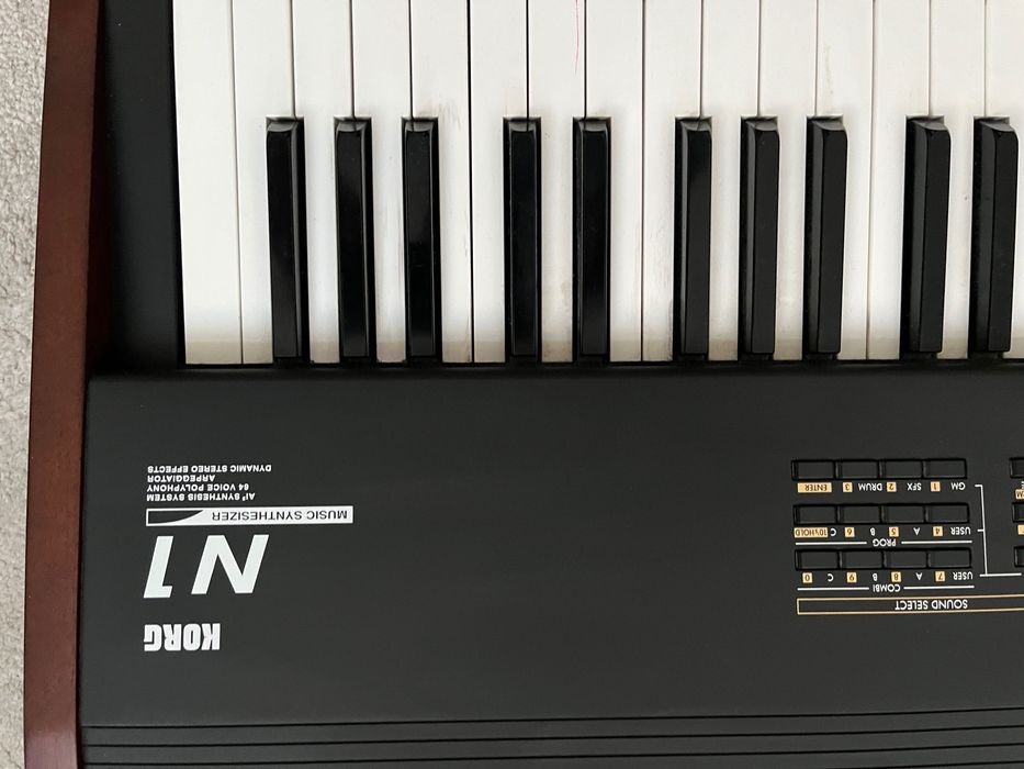 KORG N1 シンセサイザー Sintetizador KORG N1 Estrela • OLX.pt