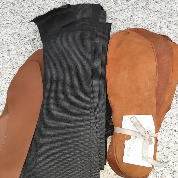 Стельки  натуральная кожа