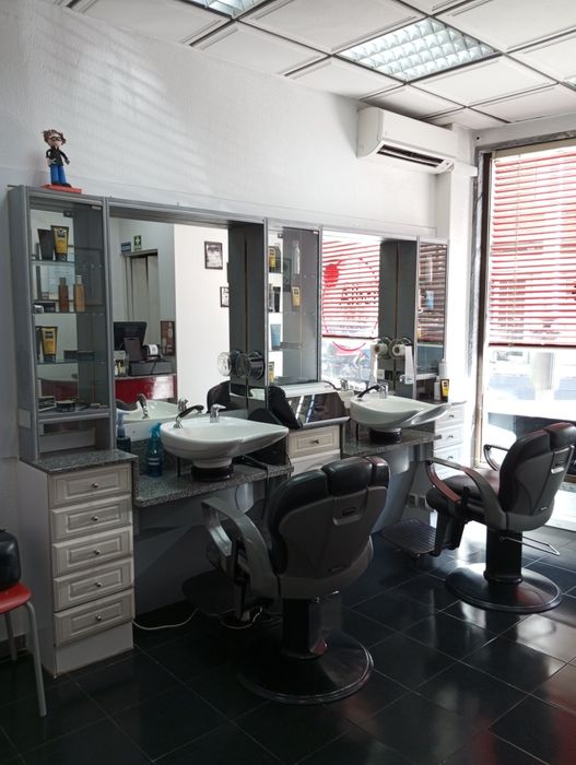 Trespass de Barbearia (Queluz)