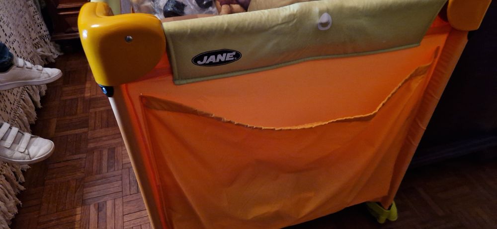 Vendo cama de viagem Jane