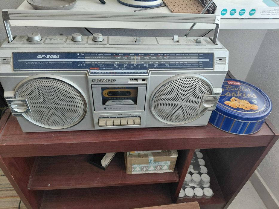 Radio cassete antigo