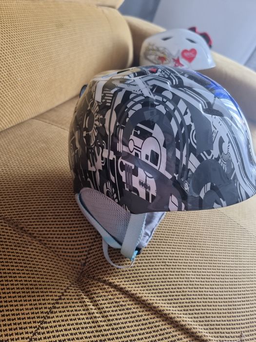 Kask narciarski dziecięcy