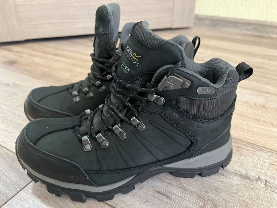 Ботінки Regatta great outdoors isotex  41 розміру