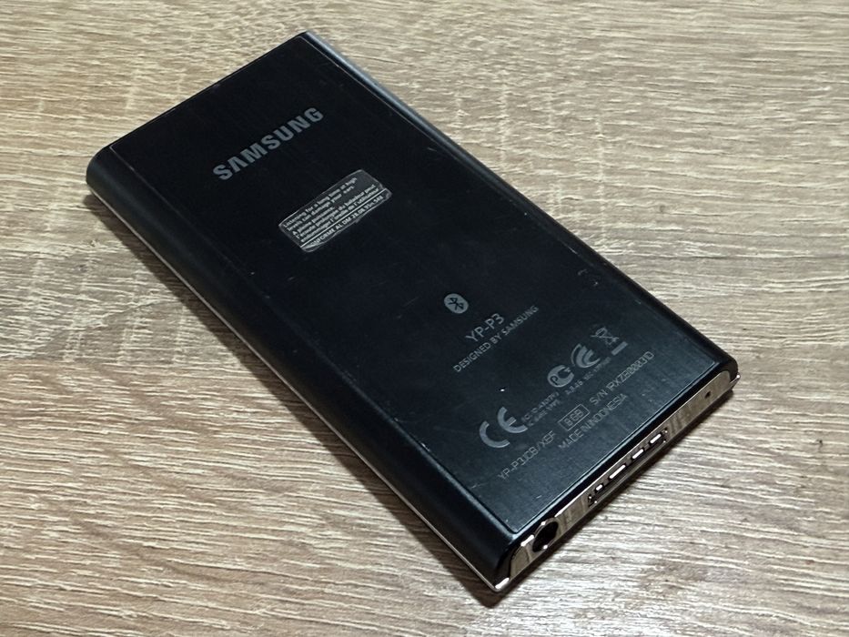 Odtwarzacz mp3 / mp4 Samsung yp p3 8g