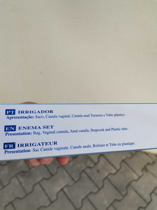 Irrigador para clister