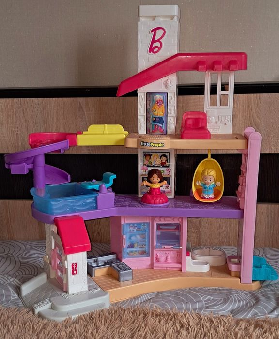 Продам будинок Барбі fisher prise