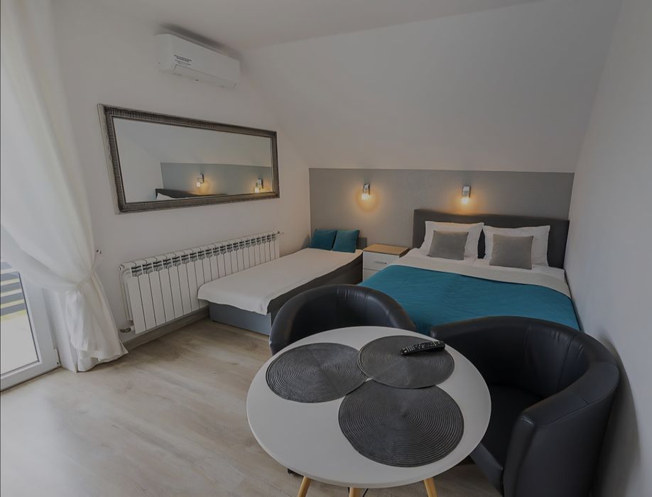 ,,Kiczara"Domki/pokoje nad J.Solińskim -punkt widokowy Polańczyk