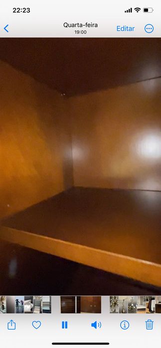 Livreira em madeira de Carvalho