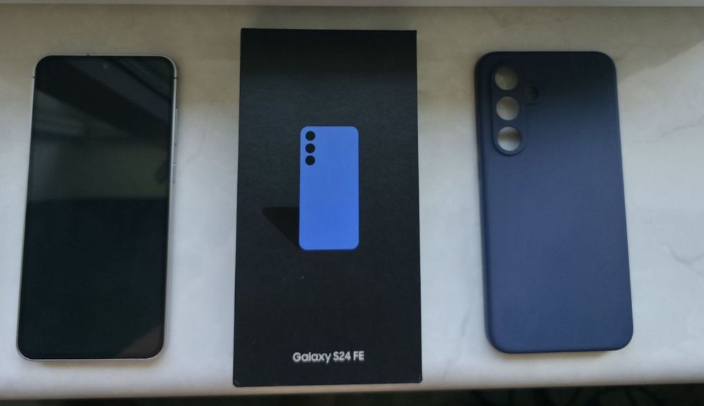 Samsung galaxy s24 fe 8/128 blue ідеальний стан