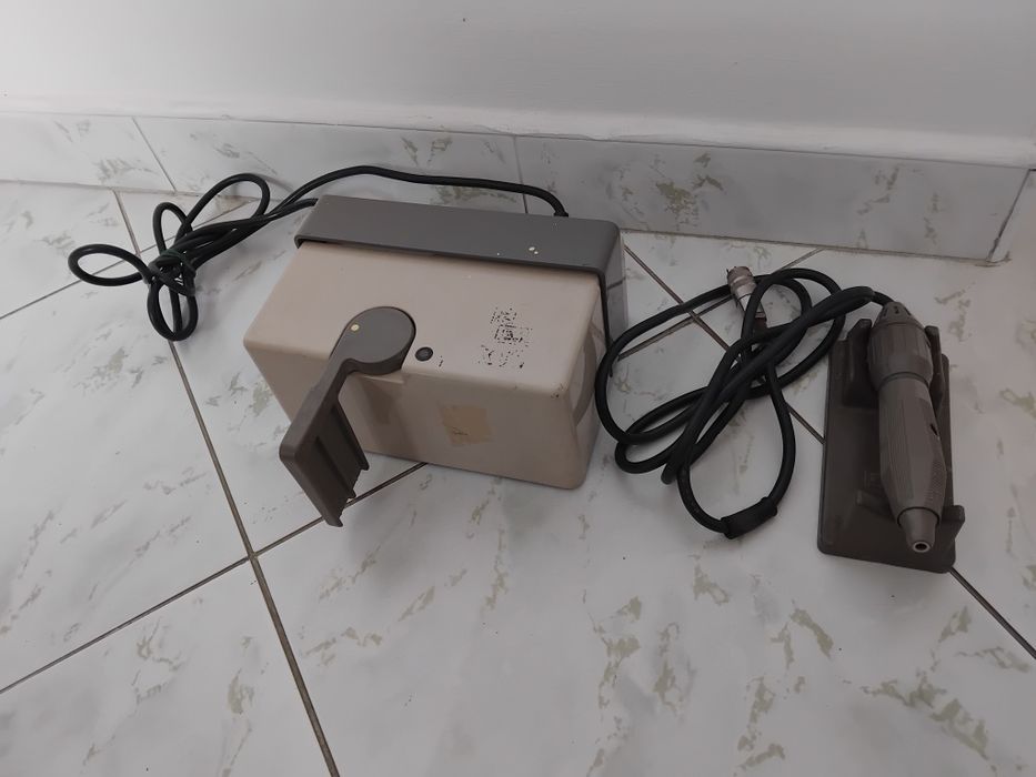 Mikrosilnik protetyczny Kavo 10 na części + sterownik nożny na chodzie