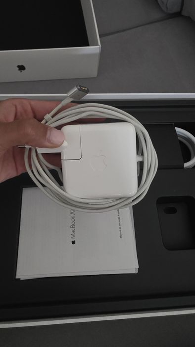 Macbook Air 13,3
