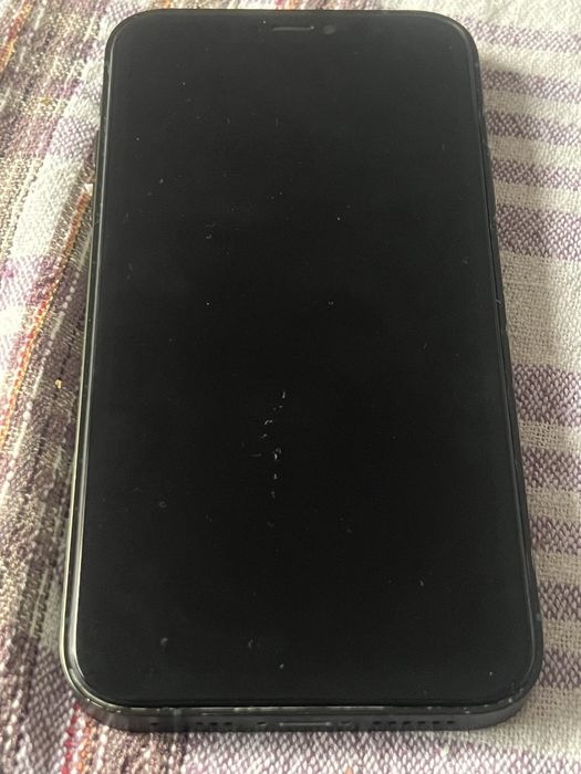 Iphone XR convertido 13 verde