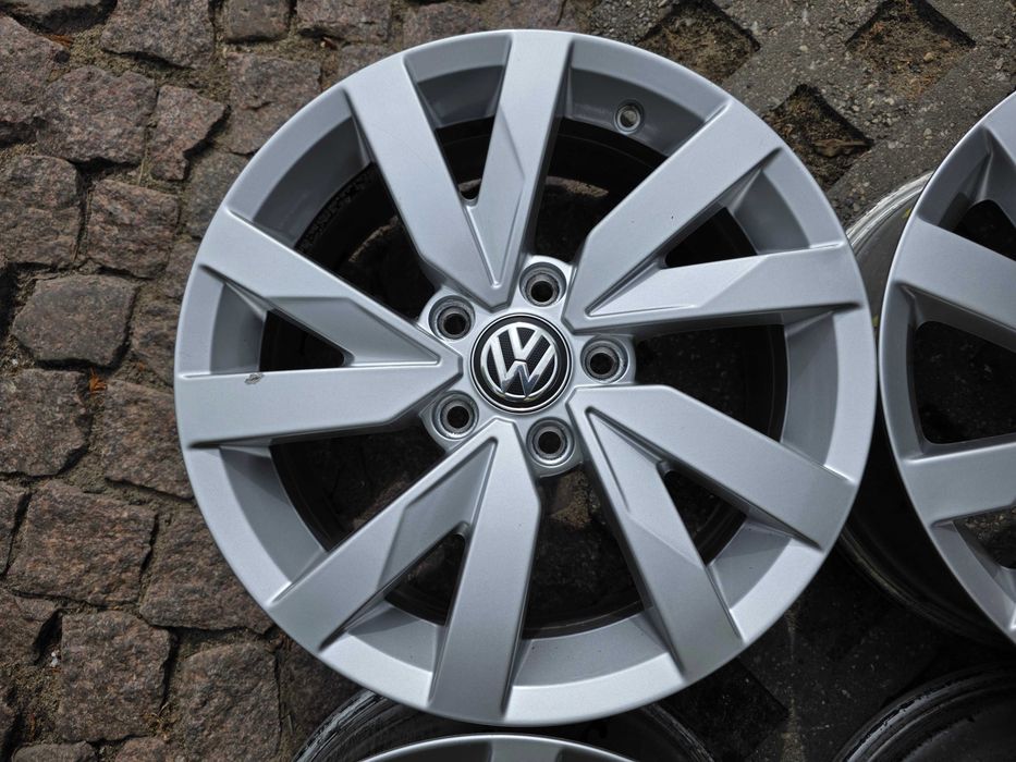 Oryginalne felgi aluminiowe VOLKSWAGEN PASSAT B8 16" 5x112 ET 41 VW MG ZS HS