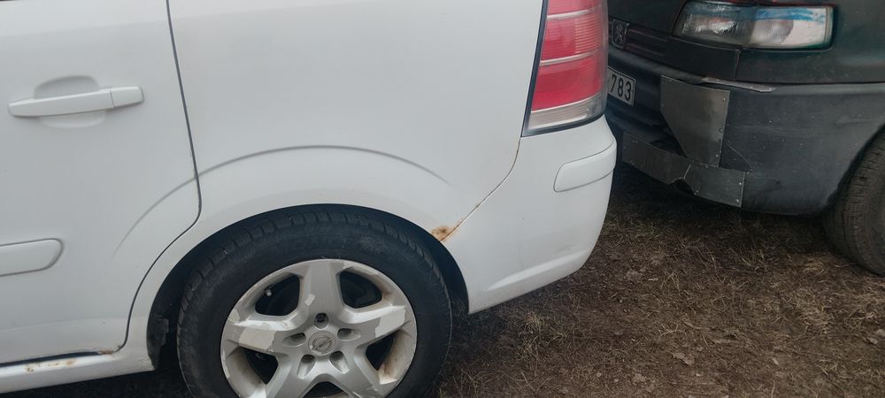 Продам Опель зафіра б 1.9 DTL
