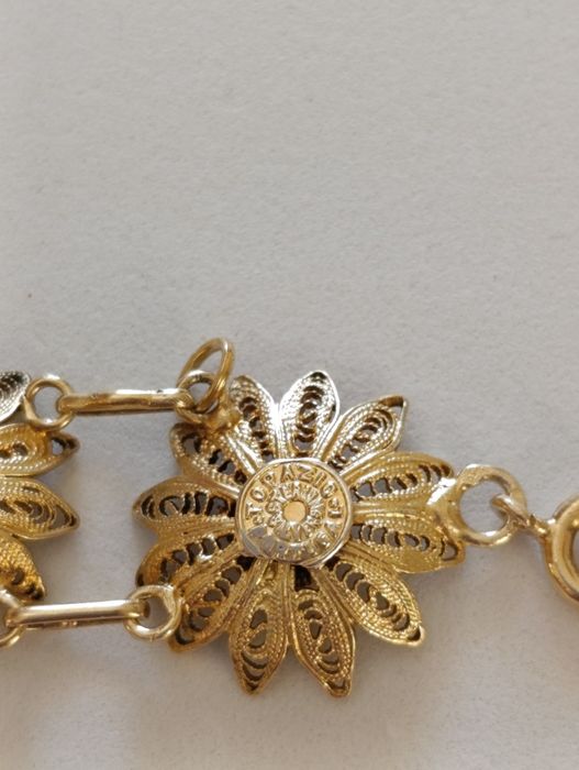 Pulseira vintage de prata dourada