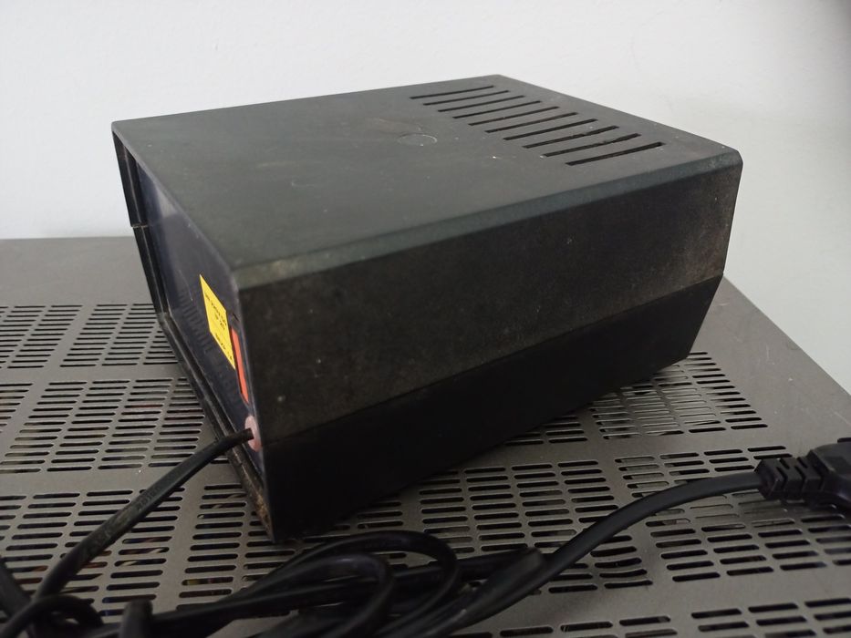 Zespół prostownikowy  12v/6A