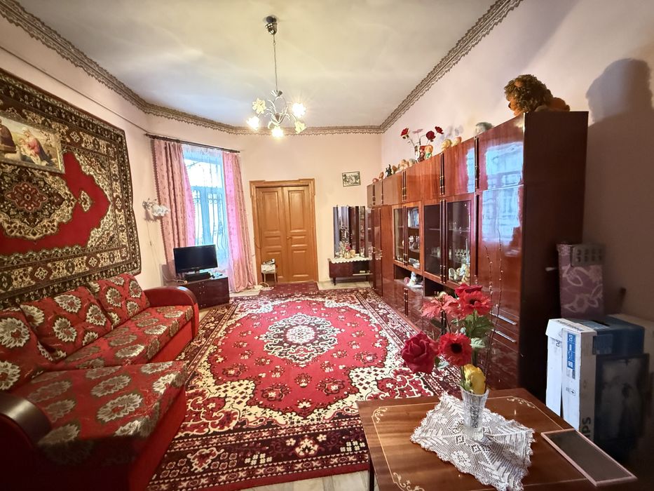 Продаж 2-кім. квартири 66.9 м.кв., в. О. Бобикевича