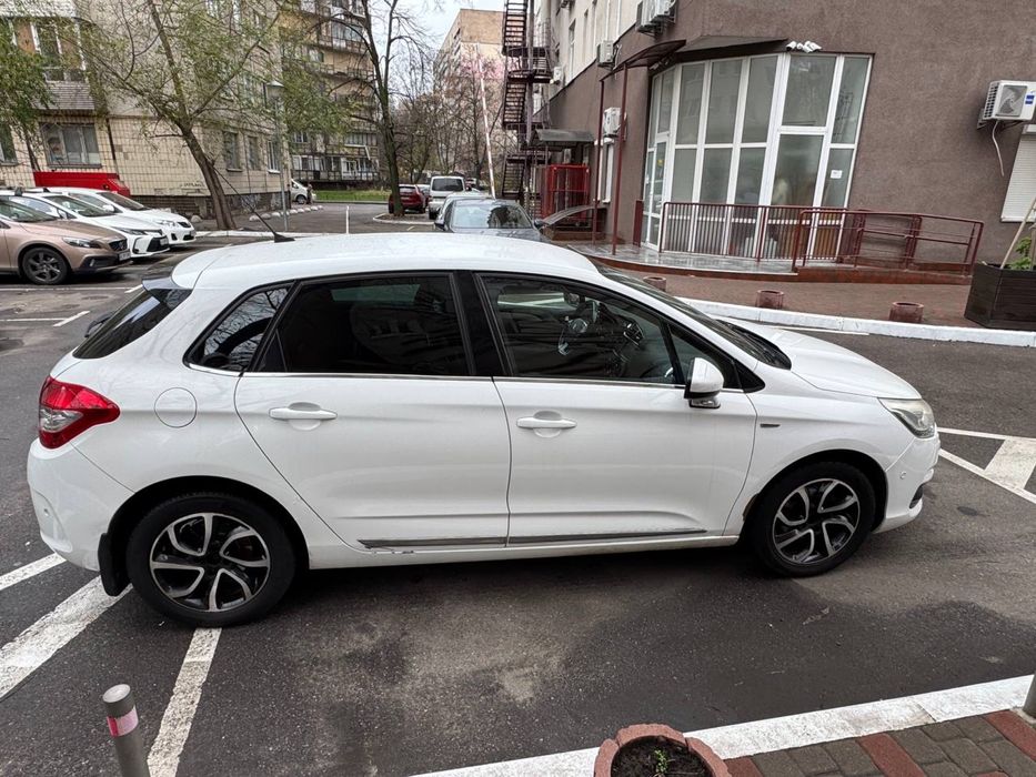 Citroen c4 b7 exclusive біла