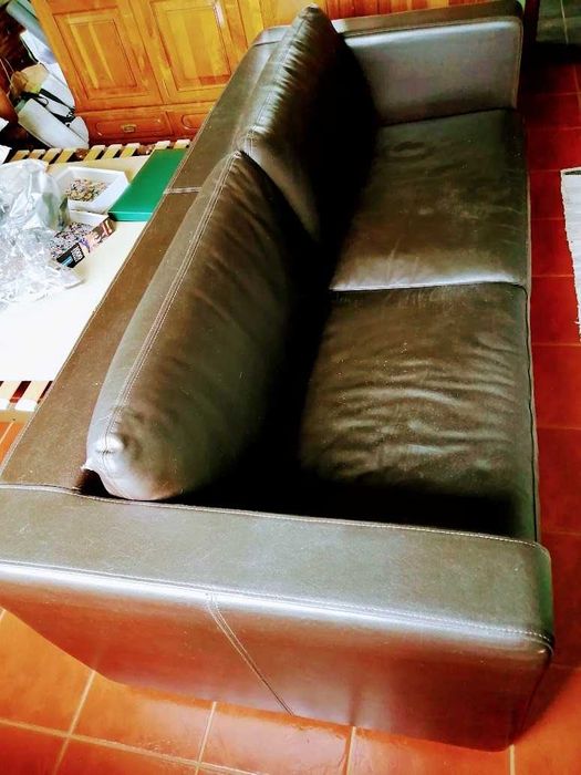 Sofá em Couro / Pele genuína - AGOL