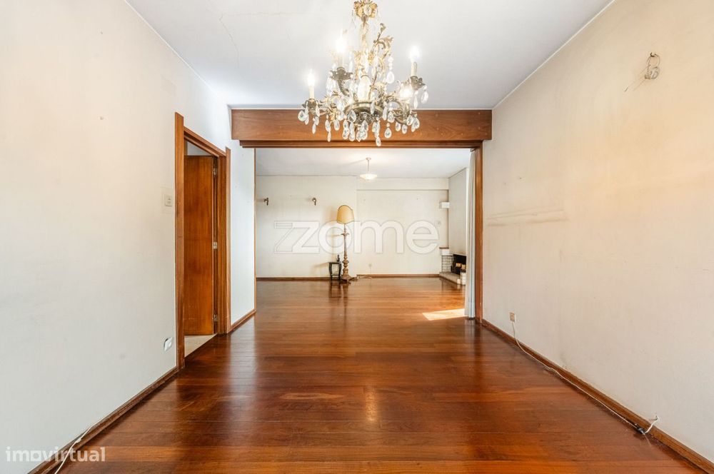 Apartamento T3+1 na Azenha, Sra. da Hora, Matosinhos