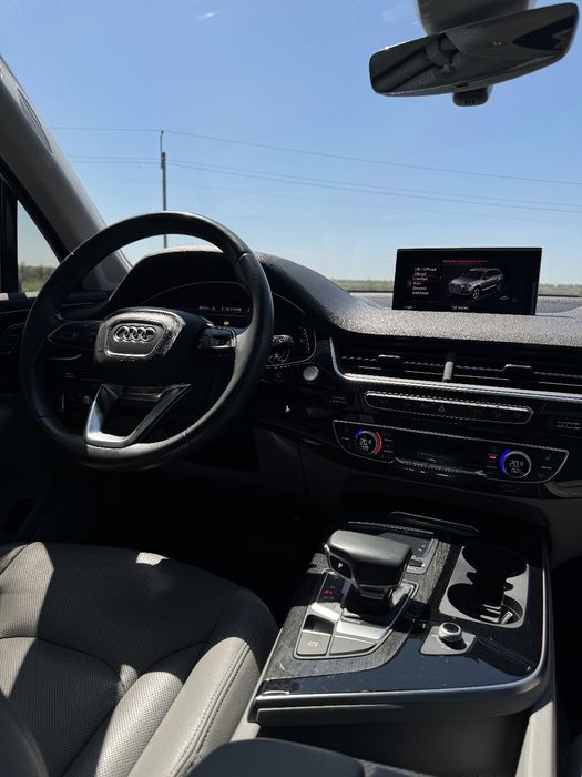 Ауді Q 7,пневмо,сама повна комплектація!!!