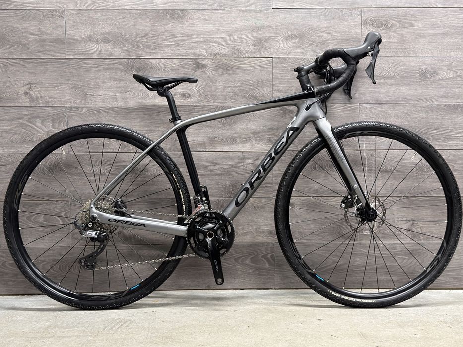 Карбоновий гревел ,gravel ORBEA (рама М колеса 28)shimano GRX