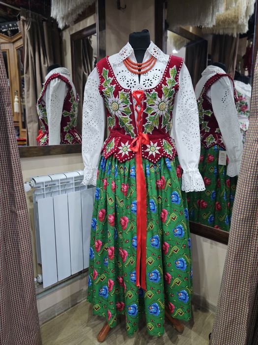 Nowy gorset góralski dziewięciornik! Czerwony aksamit bogato haftowany