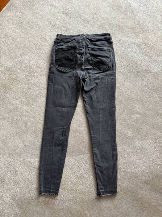 Czarne jeansy skinny