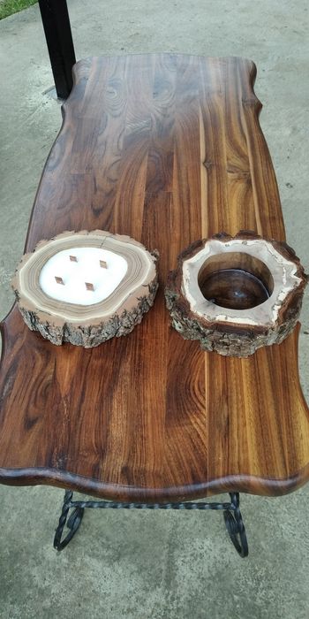 Свічки в дереві.