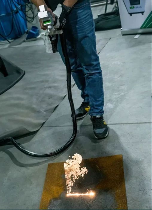 Laser Czyszczący stały DPSIJA2000C 2000W Metal Beton inne!