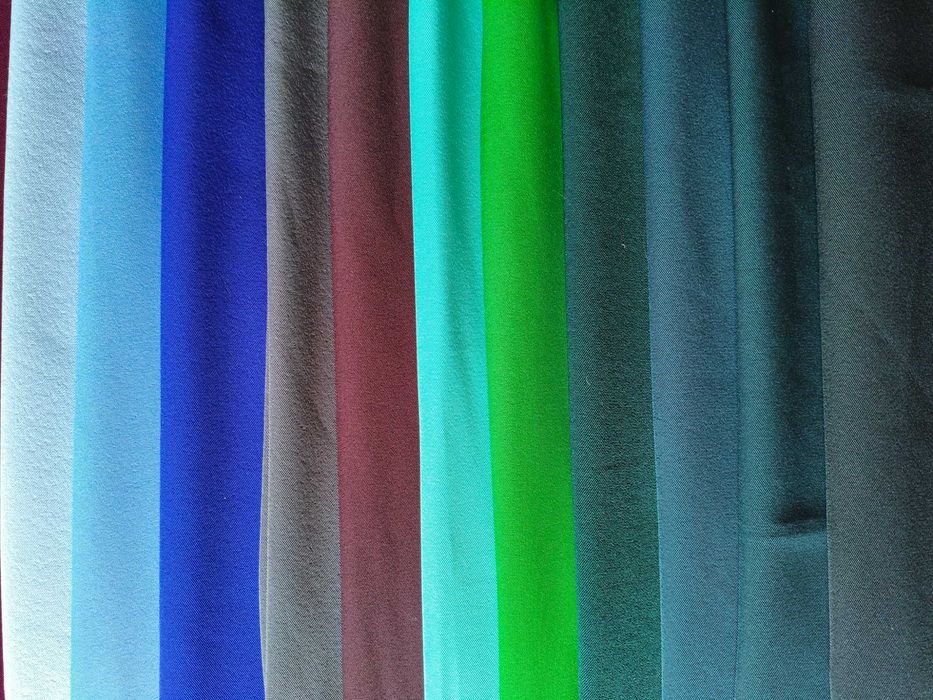 Костюмна тканина мадонна