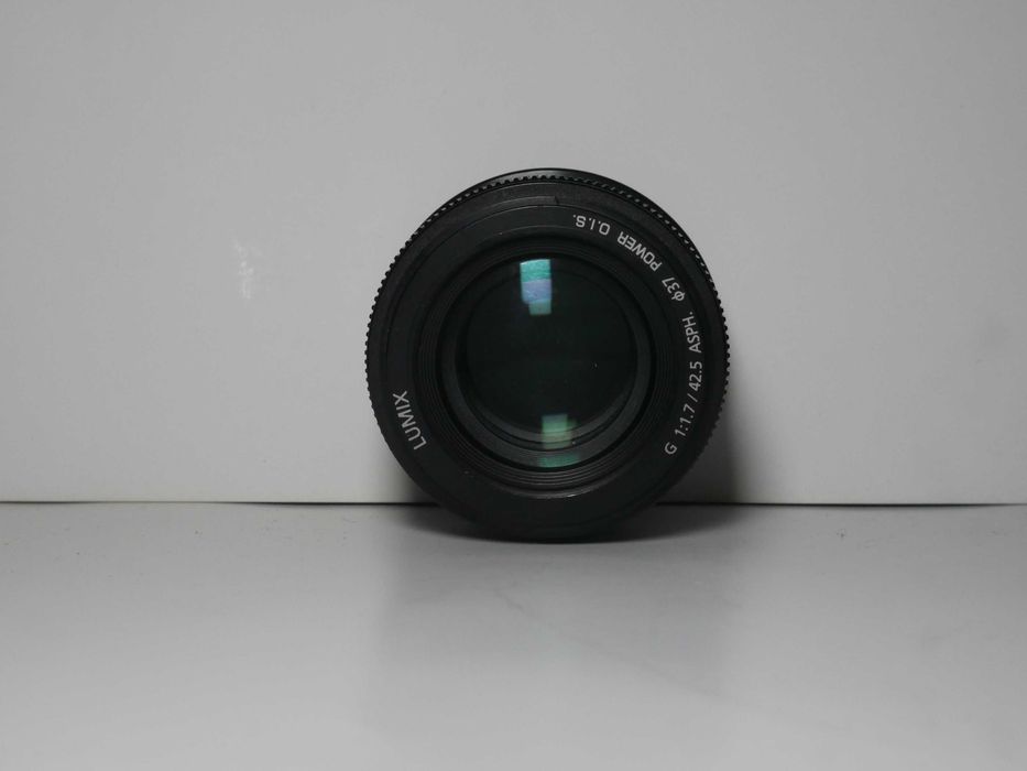 Panasonic Lumix G 42.5mm f/1.7 OIS | MFT m43 | Retrato