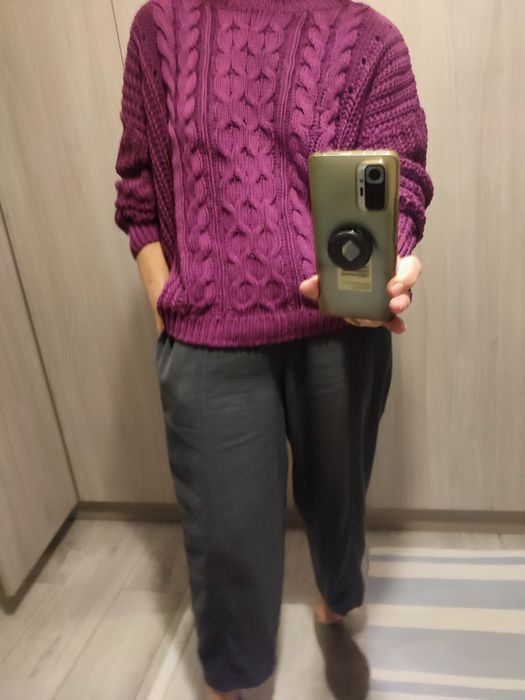 Sweter amarantowy medicine
