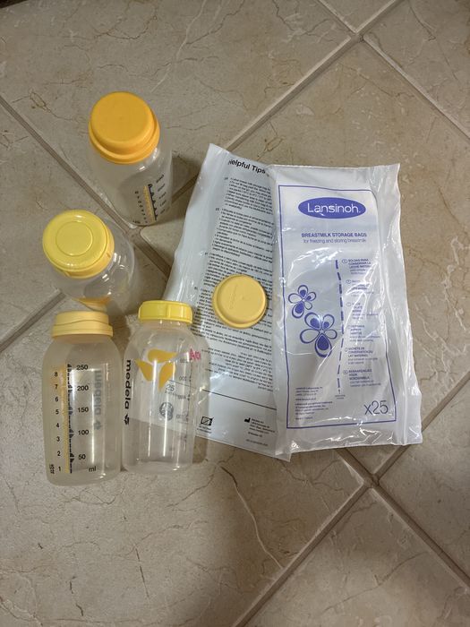 Copos medela e sacos congelação