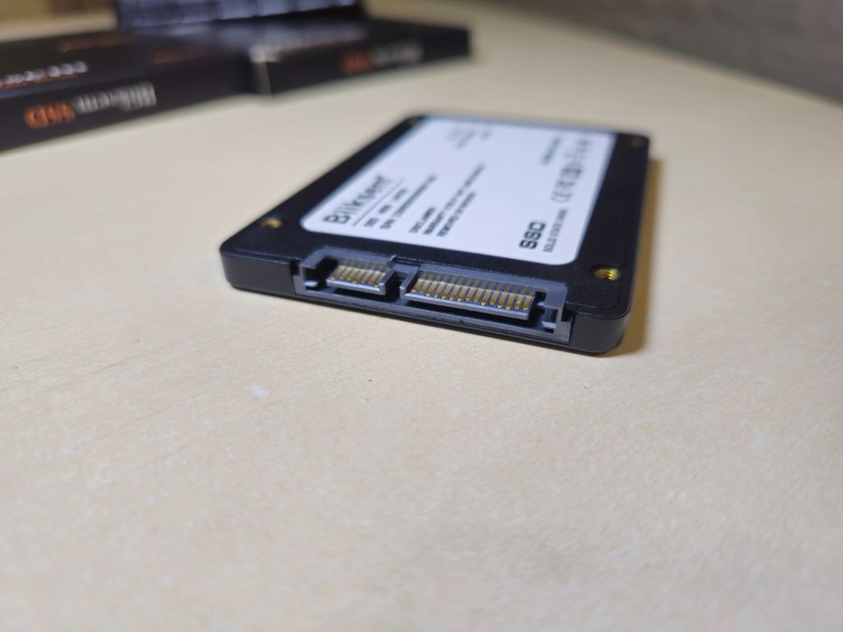 SSD 2.5" 240 Gb Bliksem Solid State Drive НОВИЙ
