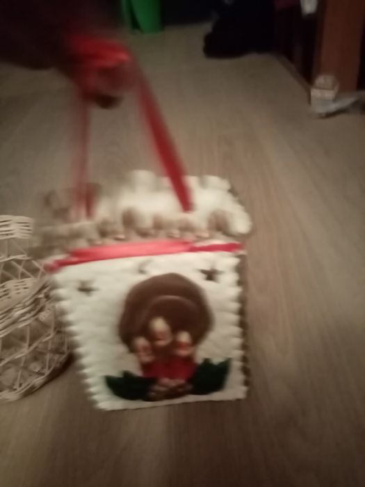 Koszyczki i dzbanek świąteczny