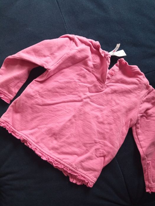 Bluza z kotem zapinana na guzik z tyłu r. 86