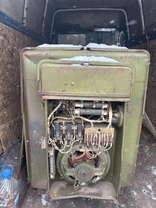 Генератор 3х фазный на 8киловатт практически новый!