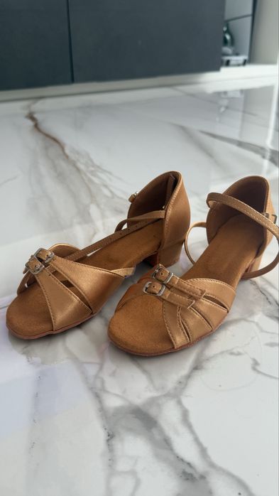 Туфлі для бальних танців  розмір 34(22см)