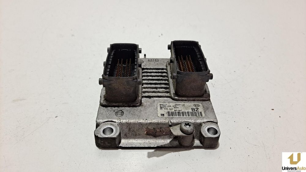 CENTRALINA MOTOR UCE OPEL CORSA C 2001 -0261206074