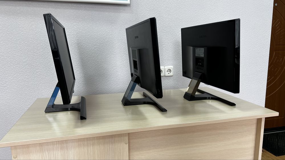 Продам 3 LED монітори Sumsung