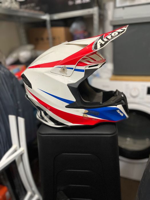Capacete AIROH M/L