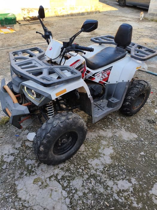 Продам 200 куб на ходу