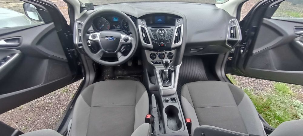 ćwiartka tył tylna błotnik ford focus mk3 lak fb