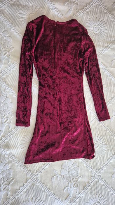 Vestido curto com efeito veludo