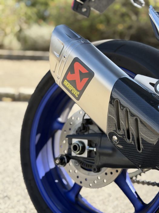 Yamaha R9 - Seminova - Full extras