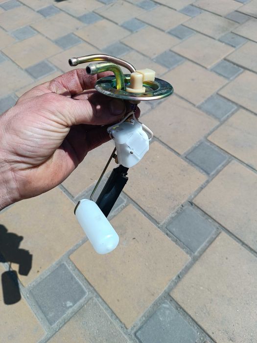 Датчик Уровня Топлива ВАЗ 2108-09  Новый Импортный Датчик Поплавок