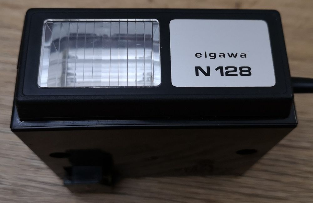 Elgawa N128 Фото спалах